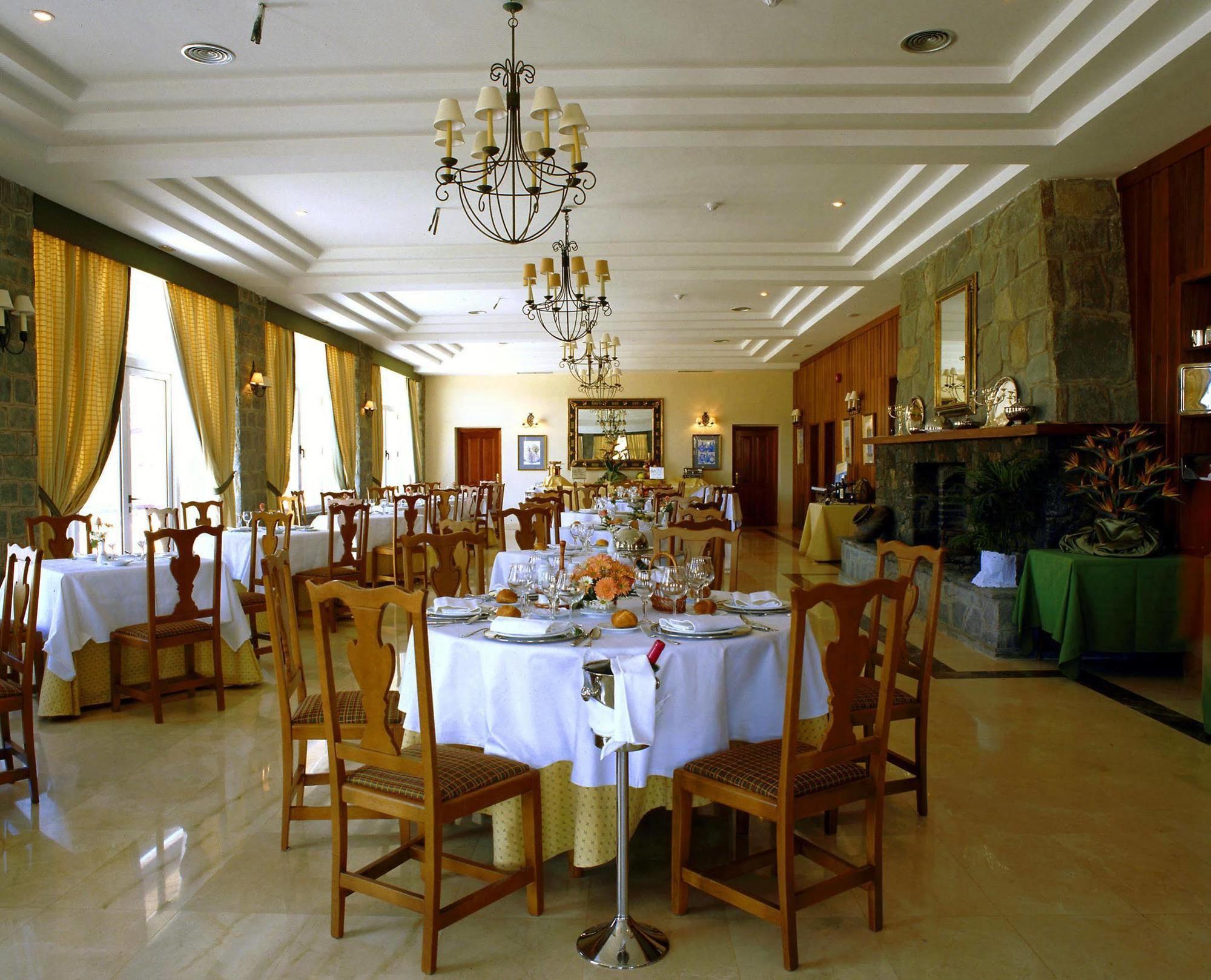 Parador De Las Canadas Del Teide Ля Оротава Экстерьер фото